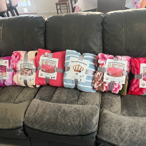 Cobijas y cubrecamas en todo size y para niños y bebés - Picture 13 of 16